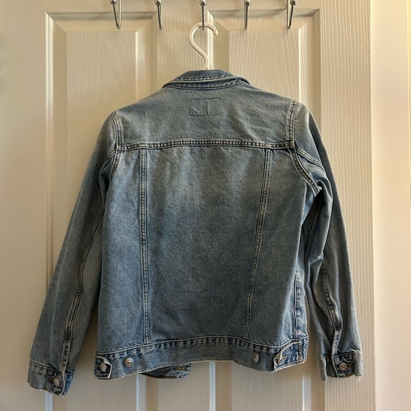 H&M denim jacket - Picture 2 of 2